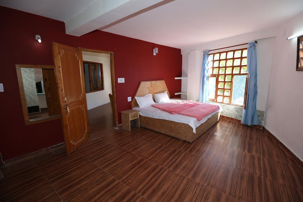Hotel Ridge View Manali  Room photo